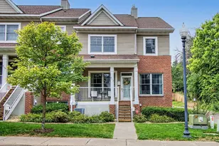 812 Ramsey St, Hastings, MN 55033 - Photo 1