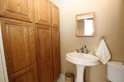 609 1/2 Broadway Street, Alexandria, MN 56308 - Photo 28