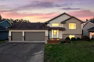 213 Douglas Dr, Waverly, MN 55390 - Photo 4
