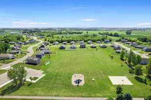 213 Douglas Dr, Waverly, MN 55390 - Photo 48