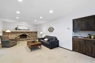 7885 Lower 139th Ct, Apple Valley, MN 55124 - Photo 16