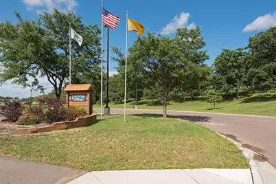 3700 Hubbard Avenue N, Robbinsdale, MN 55422 - Photo 42