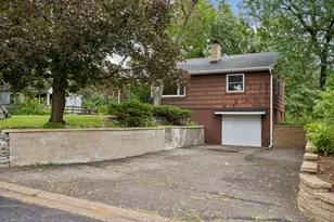 241 Van Buren Ave N, Hopkins, MN 55343 - Photo 4