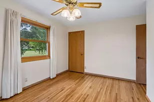 241 Van Buren Ave N, Hopkins, MN 55343 - Photo 18