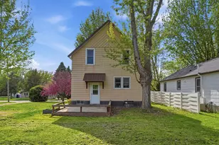 280 4th St NE, Glenwood, MN 56334 - Photo 2