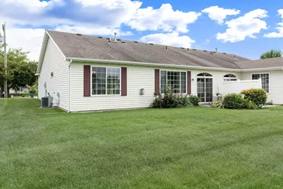 160 24th Place NW, Owatonna, MN 55060 - Photo 6