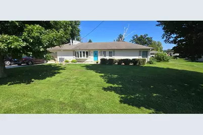 3002 4th Street NE, Austin, MN 55912 - Photo 2