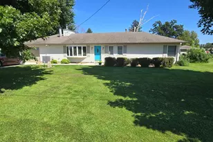 3002 4th St NE, Austin, MN 55912 - Photo 2