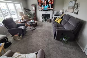 3002 4th St NE, Austin, MN 55912 - Photo 8