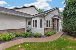13250 39th Ave N, Plymouth, MN 55441 - Photo 4