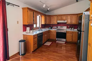 2205 Jennifer Ct, North Saint Paul, MN 55109 - Photo 4