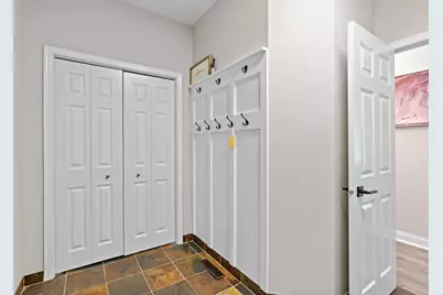 2051 Highgate Circle, Chanhassen, MN 55317 - Photo 24
