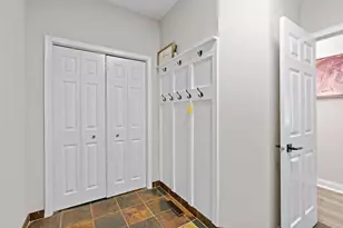 2051 Highgate Cir, Chanhassen, MN 55317 - Photo 24