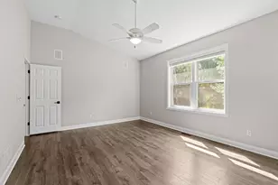 2051 Highgate Cir, Chanhassen, MN 55317 - Photo 28