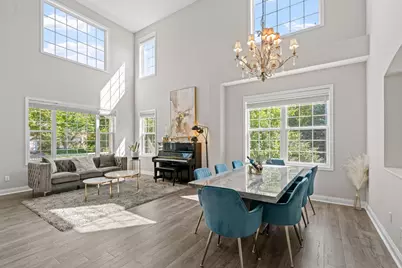 2051 Highgate Circle, Chanhassen, MN 55317 - Photo 12