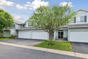 1978 Parkway Ave, Shakopee, MN 55379 - Photo 2