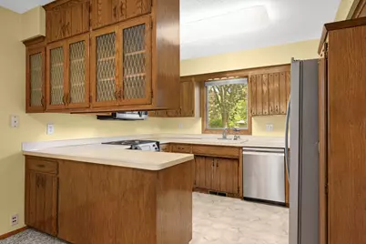 7719 Knollwood Drive, Mounds View, MN 55112 - Photo 14