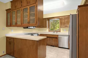 7719 Knollwood Dr, Mounds View, MN 55112 - Photo 14