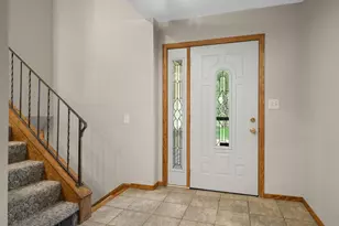 7719 Knollwood Dr, Mounds View, MN 55112 - Photo 10