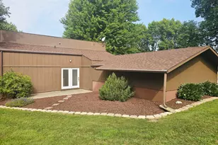 308 Cedar Ln, Montevideo, MN 56265 - Photo 4
