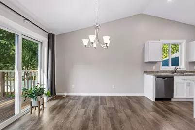 540 Lois Lane, Lino Lakes, MN 55014 - Photo 6