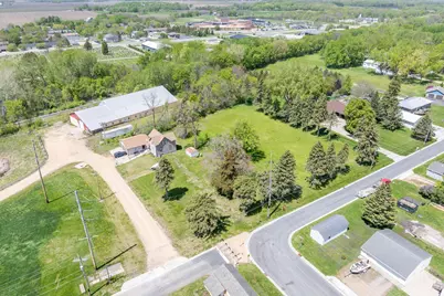 600 1st Street N, Montgomery, MN 56069 - Photo 2