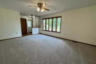 500 Deschepper St, Marshall, MN 56258 - Photo 2