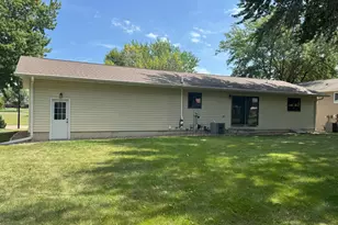 500 Deschepper St, Marshall, MN 56258 - Photo 26