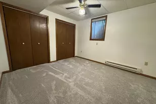 500 Deschepper St, Marshall, MN 56258 - Photo 14