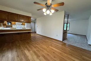 500 Deschepper St, Marshall, MN 56258 - Photo 6