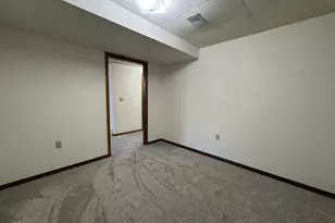 500 Deschepper St, Marshall, MN 56258 - Photo 18