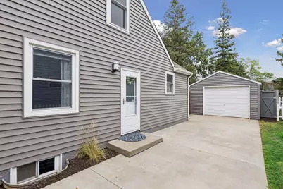 2745 Blackstone Avenue, Saint Louis Park, MN 55416 - Photo 28