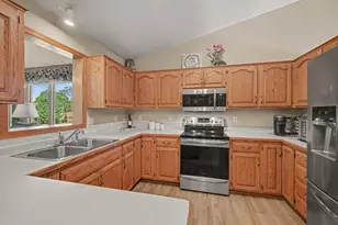 207 10th Ave NW, Lonsdale, MN 55046 - Photo 10