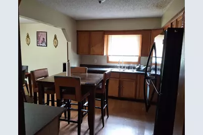 8456 Brunswick Court N, Brooklyn Park, MN 55443 - Photo 6