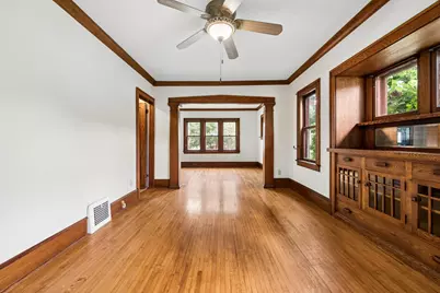 2096 Como Avenue, Saint Paul, MN 55108 - Photo 16