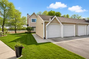 4505 Orchid Cir, Plymouth, MN 55446 - Photo 16