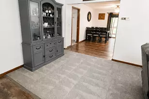 1516 Wellington Crescent, Faribault, MN 55021 - Photo 6