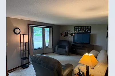 306 9th Avenue, Clarkfield, MN 56223 - Photo 6