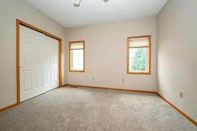 4210 Lawndale Lane N, Plymouth, MN 55446 - Photo 18