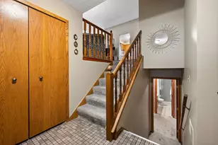 3226 Marlin Ave, Vadnais Heights, MN 55127 - Photo 4