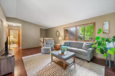 3226 Marlin Avenue, Vadnais Heights, MN 55127 - Photo 10