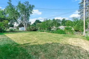 2835 Galtier St, Roseville, MN 55113 - Photo 34