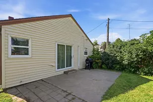 605 S 8th St, Olivia, MN 56277 - Photo 34