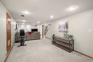 17100 11th Ave N, Plymouth, MN 55447 - Photo 14