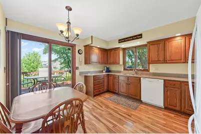 3800 101st Avenue N, Brooklyn Park, MN 55443 - Photo 10