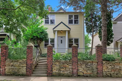 896 4th Street E, Saint Paul, MN 55106 - Photo 2