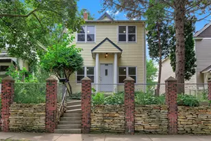 896 4th St E, Saint Paul, MN 55106 - Photo 2