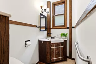 896 4th St E, Saint Paul, MN 55106 - Photo 18