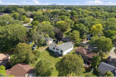 8818 N Brook Avenue N, Brooklyn Park, MN 55428 - Photo 2