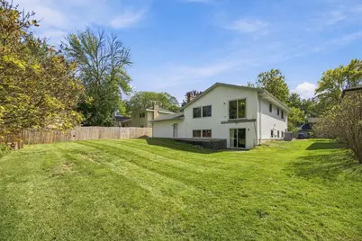 8818 N Brook Avenue N, Brooklyn Park, MN 55428 - Photo 34